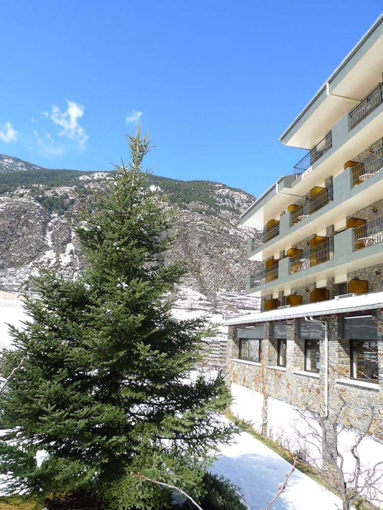 Hotel Coray By Pierre & Vacances Encamp Exterior foto
